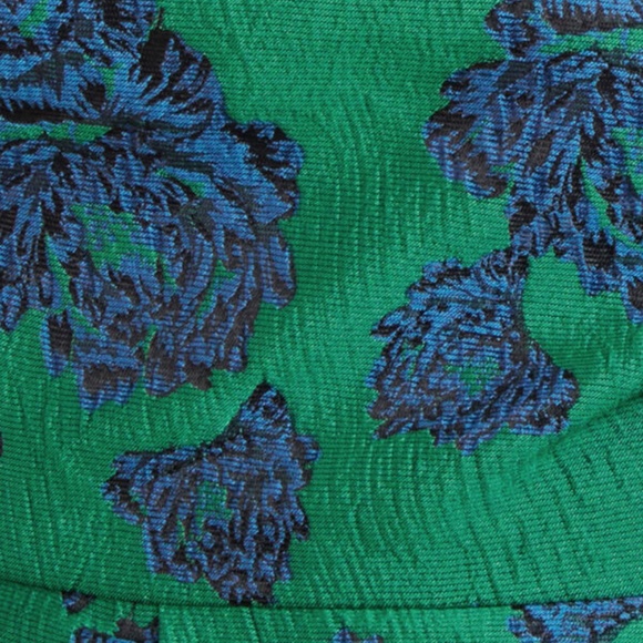 Modcloth "Uniqueness on Offer" in Bloom - Picture 4 of 9